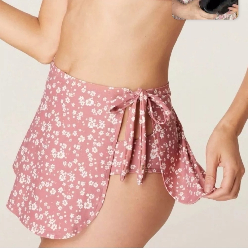 Andie Women's Size Medium Swim The Sarong Bottom in Ditsy Floral Rose New Tags